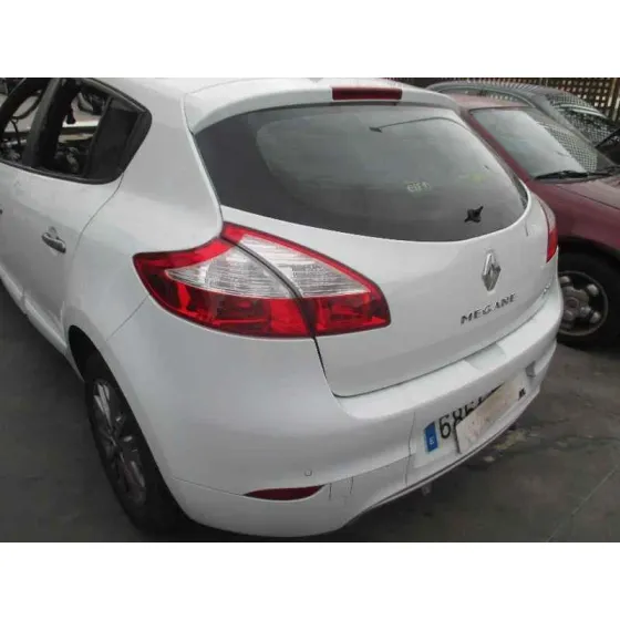 RENAULT MEGANE III BERLINA 5 P '2014 LIMITED BLANCO
