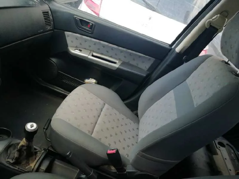 HYUNDAI GETZ (TB) '2003 1.5 CRDI GRIS