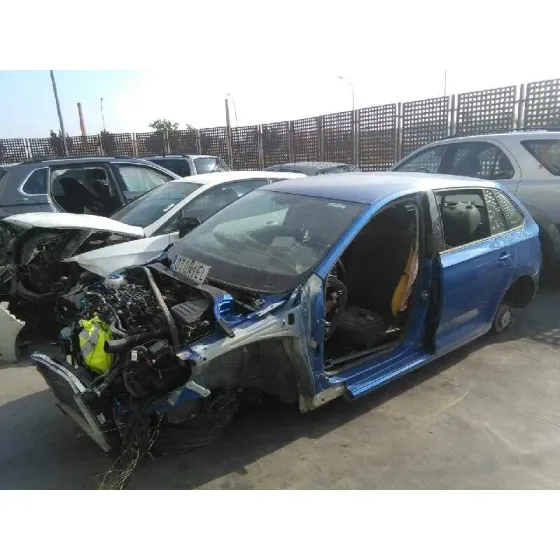 SKODA SPACEBACK (5H) '2015 ACTIVE AZUL
