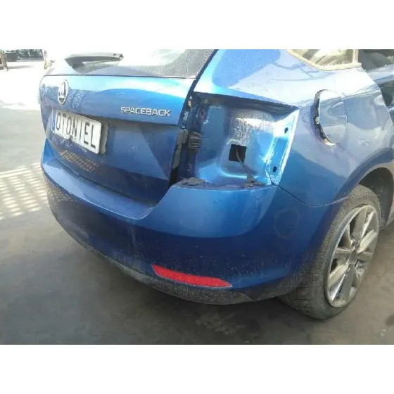 SKODA SPACEBACK (5H) '2015 ACTIVE AZUL