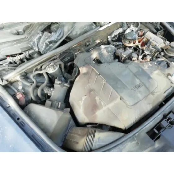 AUDI A6 BERLINA (4F2) '2007 2.7 TDI AZUL