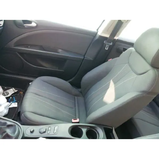 SEAT LEON (1P1) '2012 REFERENCE COPA BLANCO