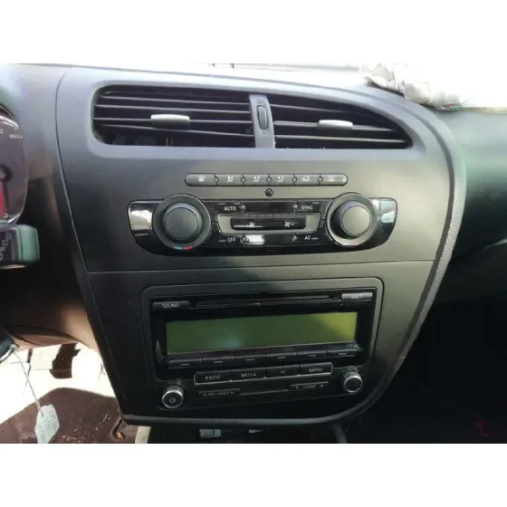 SEAT LEON (1P1) '2012 REFERENCE COPA BLANCO