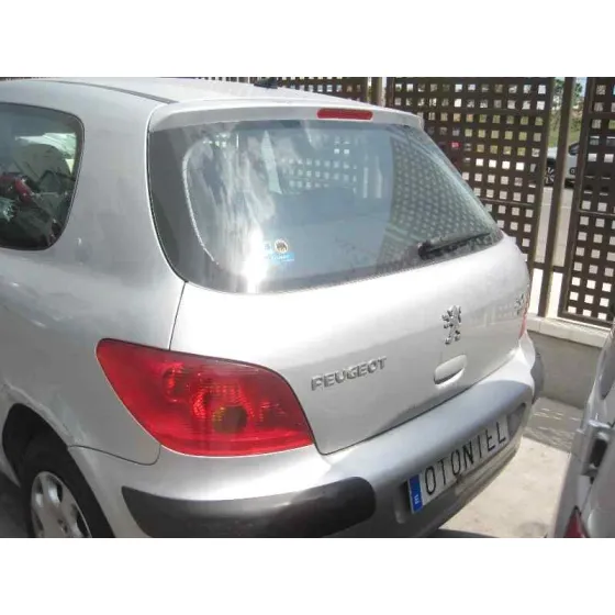 PEUGEOT 307 (S1) '2004 XR CLIM PLATA