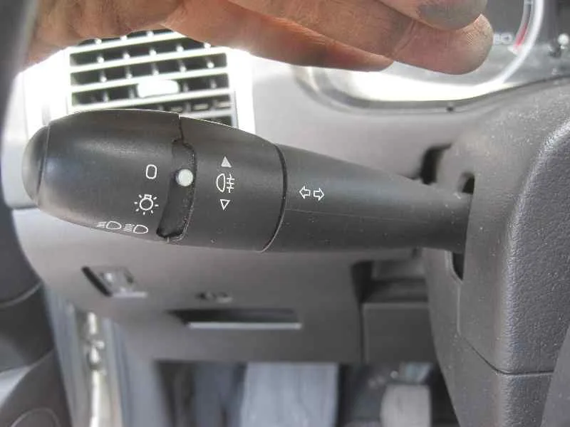 PEUGEOT 307 (S1) '2004 XR CLIM PLATA