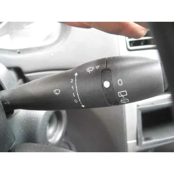 PEUGEOT 307 (S1) '2004 XR CLIM PLATA