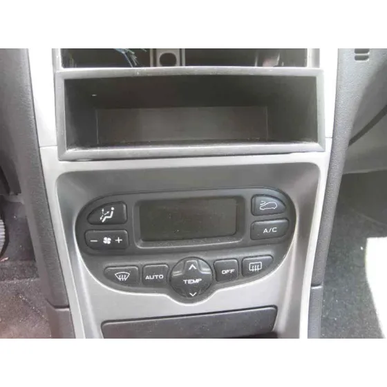 PEUGEOT 307 (S1) '2004 XR CLIM PLATA