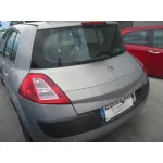 RENAULT MEGANE II BERLINA 5P RENAULT MEGANE II BERLINA 5P '2003 CONFORT AUTHENTIQUE GRIS 2002