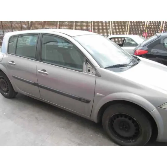 RENAULT MEGANE II BERLINA 5P '2003 CONFORT AUTHENTIQUE GRIS