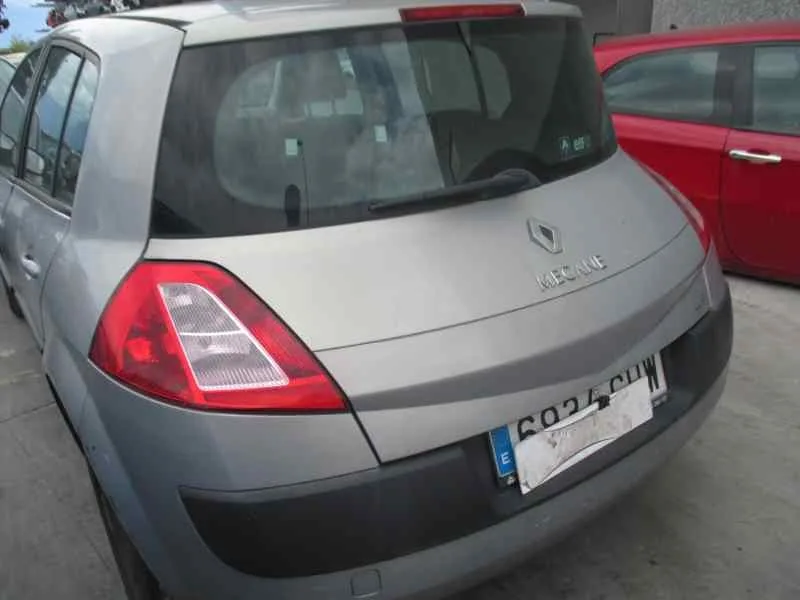 RENAULT MEGANE II BERLINA 5P '2003 CONFORT AUTHENTIQUE GRIS