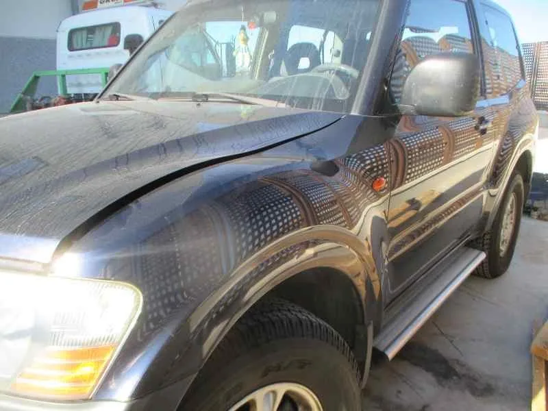 MITSUBISHI MONTERO (V60/V70) MITSUBISHI MONTERO (V60/V70) '2002 3.2 DI-D GLS (3-PTAS.) AZUL 2001