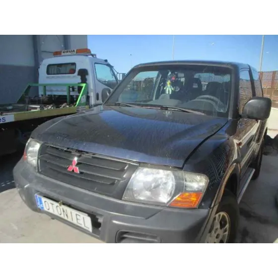 MITSUBISHI MONTERO (V60/V70) '2002 3.2 DI-D GLS (3-PTAS.) AZUL