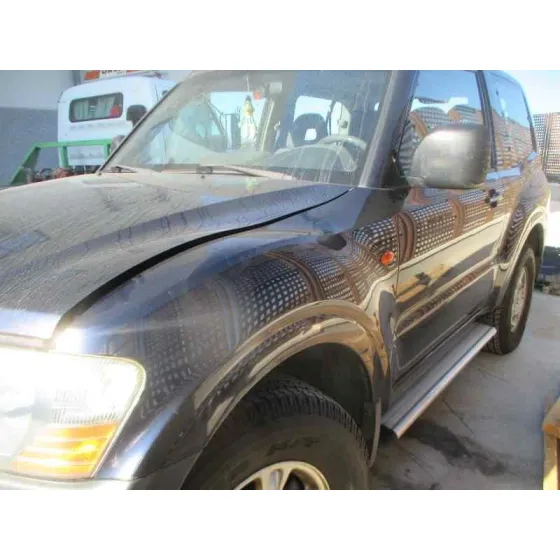 MITSUBISHI MONTERO (V60/V70) '2002 3.2 DI-D GLS (3-PTAS.) AZUL