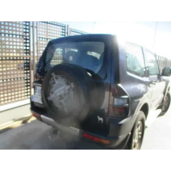 MITSUBISHI MONTERO (V60/V70) '2002 3.2 DI-D GLS (3-PTAS.) AZUL
