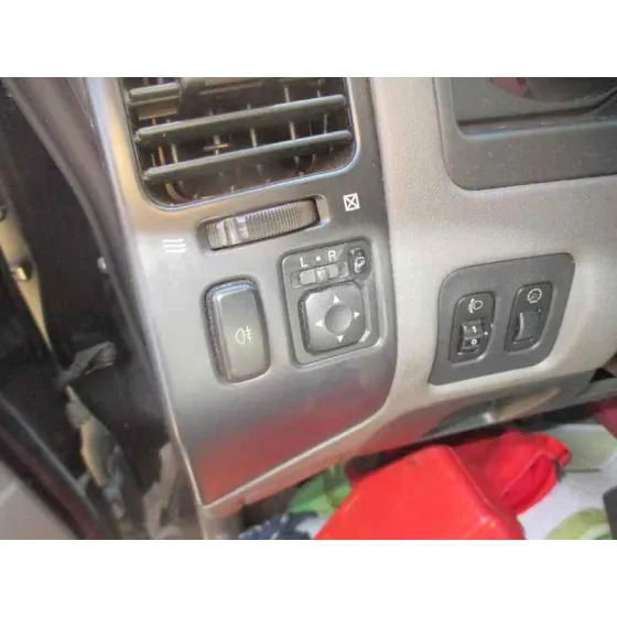MITSUBISHI MONTERO (V60/V70) '2002 3.2 DI-D GLS (3-PTAS.) AZUL