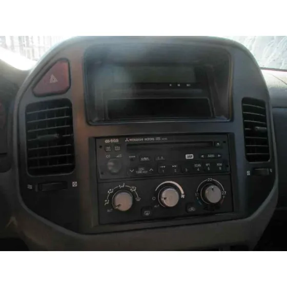 MITSUBISHI MONTERO (V60/V70) '2002 3.2 DI-D GLS (3-PTAS.) AZUL