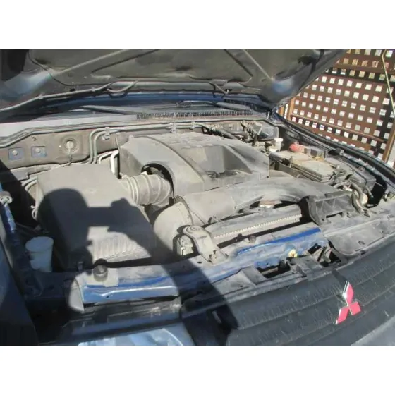 MITSUBISHI MONTERO (V60/V70) '2002 3.2 DI-D GLS (3-PTAS.) AZUL