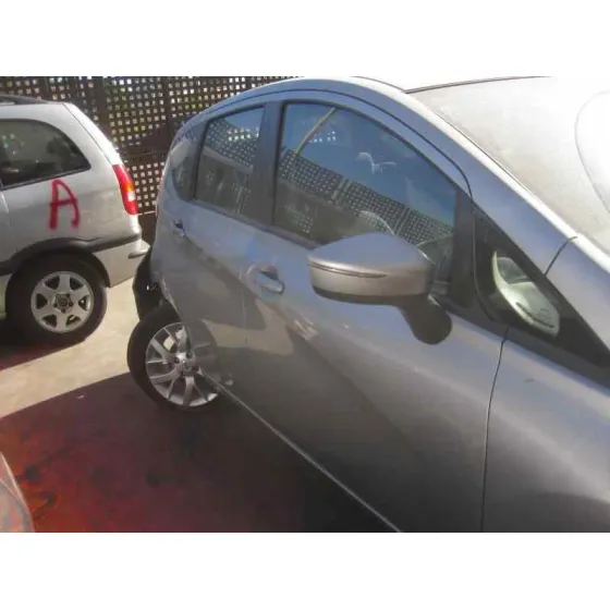 NISSAN NOTE '2015 ACENTA PLATA