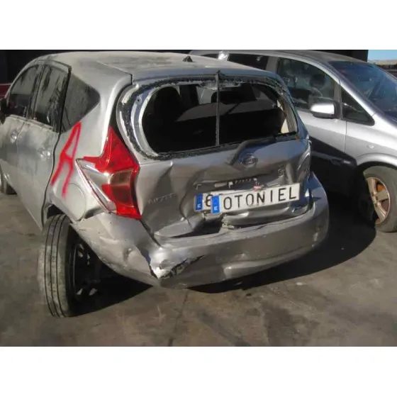 NISSAN NOTE '2015 ACENTA PLATA