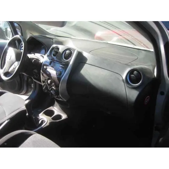 NISSAN NOTE '2015 ACENTA PLATA