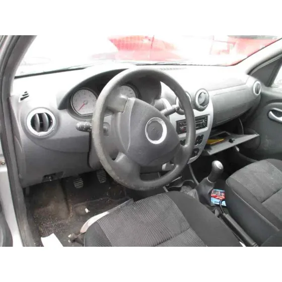 DACIA SANDERO '2010 AMBIANCE PLATA