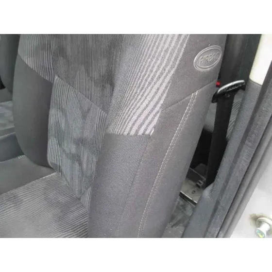 DACIA SANDERO '2010 AMBIANCE PLATA