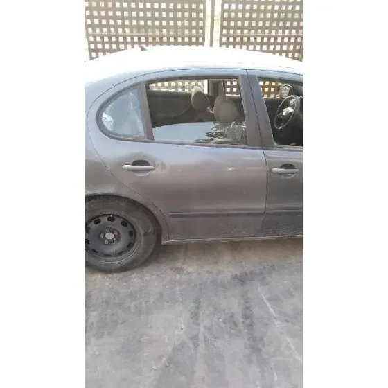 SEAT TOLEDO (1M2) '2002 EXECUTIVE GRIS