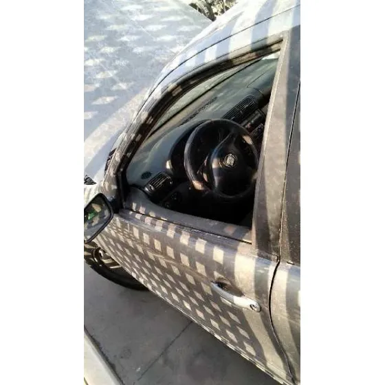 SEAT TOLEDO (1M2) '2002 EXECUTIVE GRIS