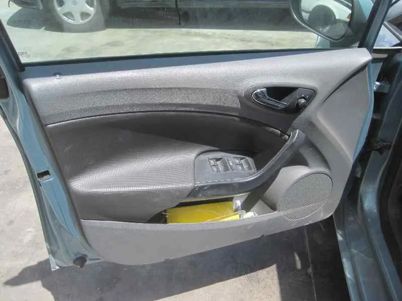SEAT IBIZA SC (6J1) '2008 1.9 TDI VERDE TURQUESA
