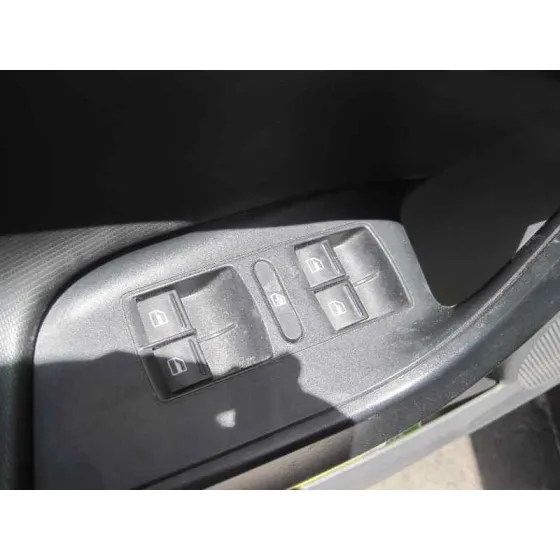 SEAT IBIZA SC (6J1) '2008 1.9 TDI VERDE TURQUESA