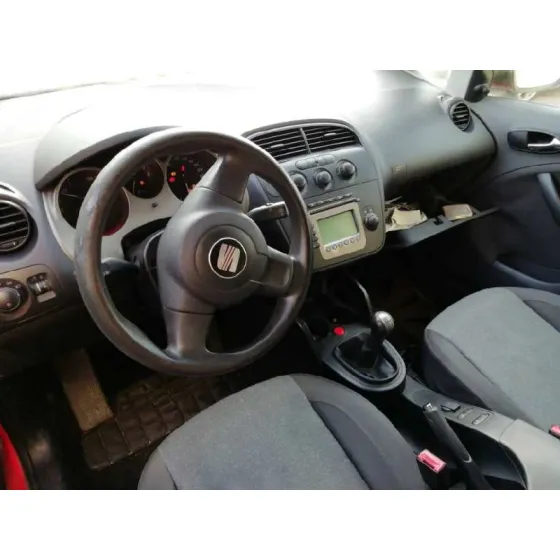 SEAT ALTEA (5P1) '2005 REFERENCE ROJO