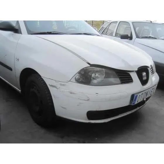 SEAT IBIZA (6L1) '2004 COOL BLANCO