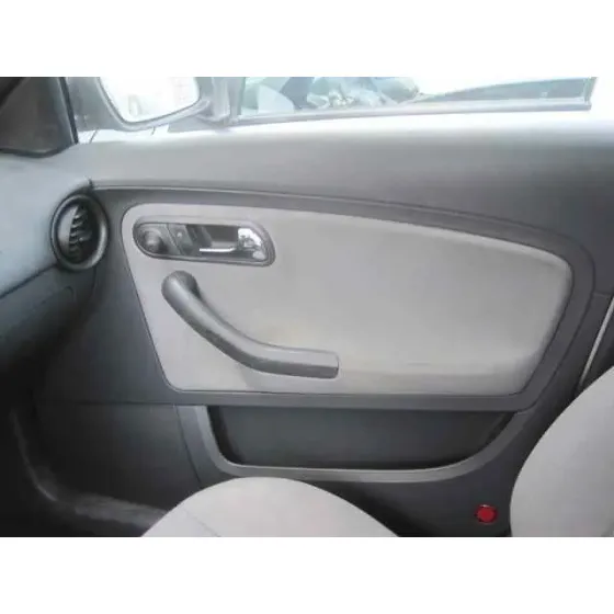 SEAT IBIZA (6L1) '2004 COOL BLANCO