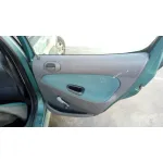 PEUGEOT 206 BERLINA PEUGEOT 206 BERLINA '1999 XR VERDE 1998