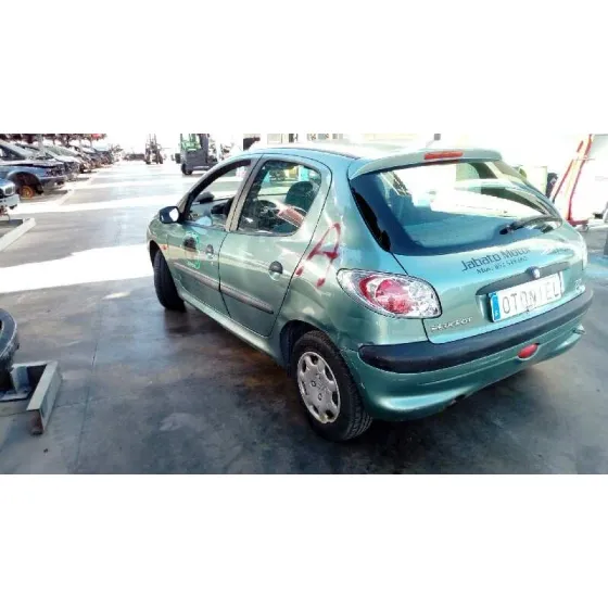 PEUGEOT 206 BERLINA '1999 XR VERDE