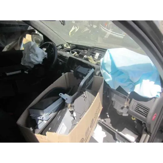 NISSAN X-TRAIL (T30) '2006 TITANIUM GRIS