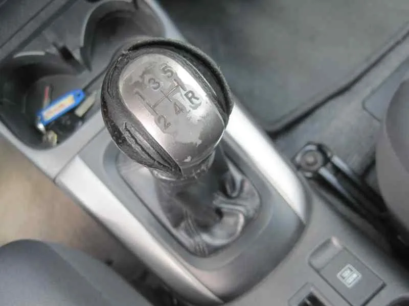 TOYOTA RAV 4 (A2) TOYOTA RAV 4 (A2) '2004 2.0 LUNA 4X4 (2003->) PLATA 2003