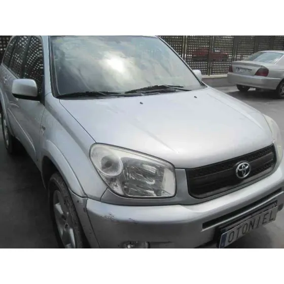 TOYOTA RAV 4 (A2) '2004 2.0 LUNA 4X4 (2003->) PLATA