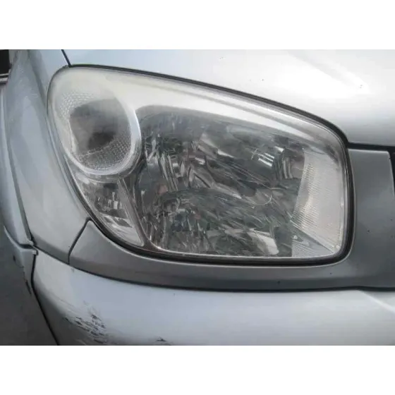 TOYOTA RAV 4 (A2) '2004 2.0 LUNA 4X4 (2003->) PLATA