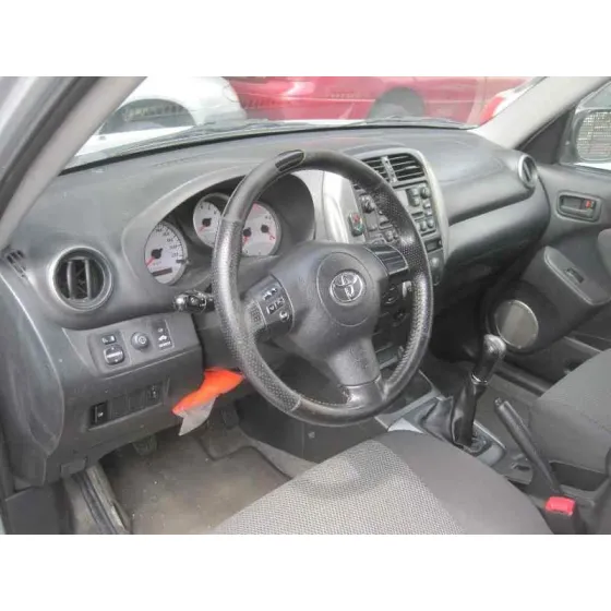 TOYOTA RAV 4 (A2) '2004 2.0 LUNA 4X4 (2003->) PLATA