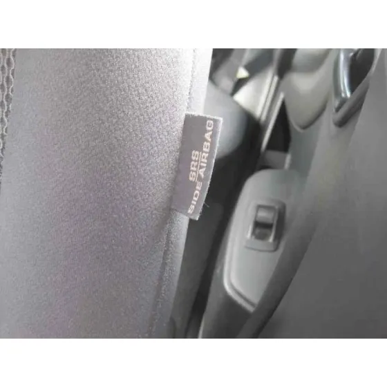 TOYOTA RAV 4 (A2) '2004 2.0 LUNA 4X4 (2003->) PLATA