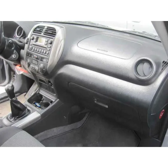 TOYOTA RAV 4 (A2) '2004 2.0 LUNA 4X4 (2003->) PLATA