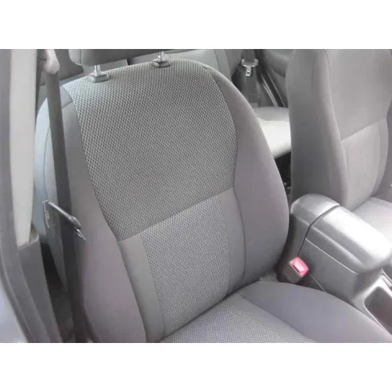 TOYOTA RAV 4 (A2) '2004 2.0 LUNA 4X4 (2003->) PLATA