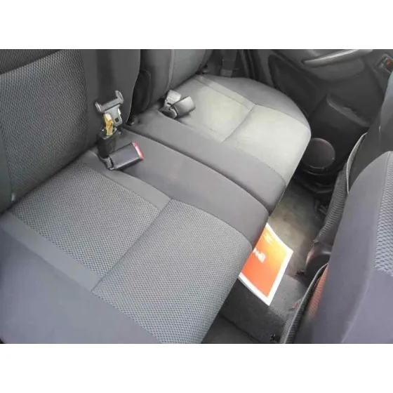 TOYOTA RAV 4 (A2) '2004 2.0 LUNA 4X4 (2003->) PLATA