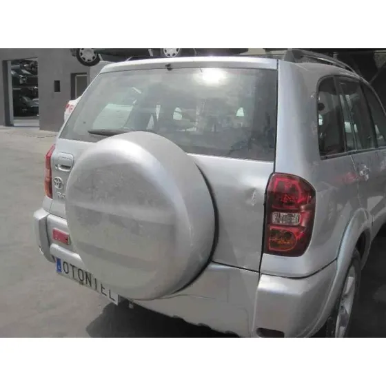 TOYOTA RAV 4 (A2) '2004 2.0 LUNA 4X4 (2003->) PLATA