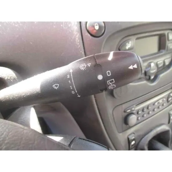 CITROEN XSARA PICASSO '2003 2.0 HDI CAT (RHY / DW10TD) AZUL