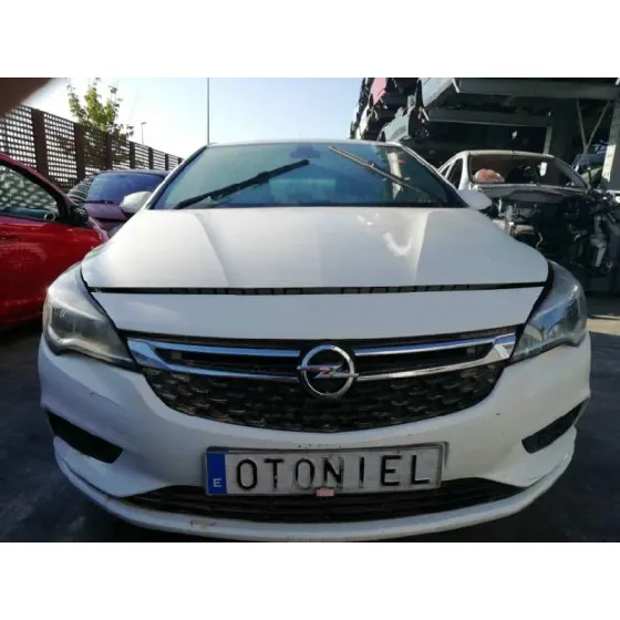 OPEL ASTRA K LIM. 5TÜRIG '2016 DYNAMIC BLANCO