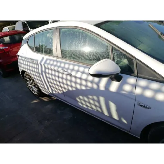 OPEL ASTRA K LIM. 5TÜRIG '2016 DYNAMIC BLANCO