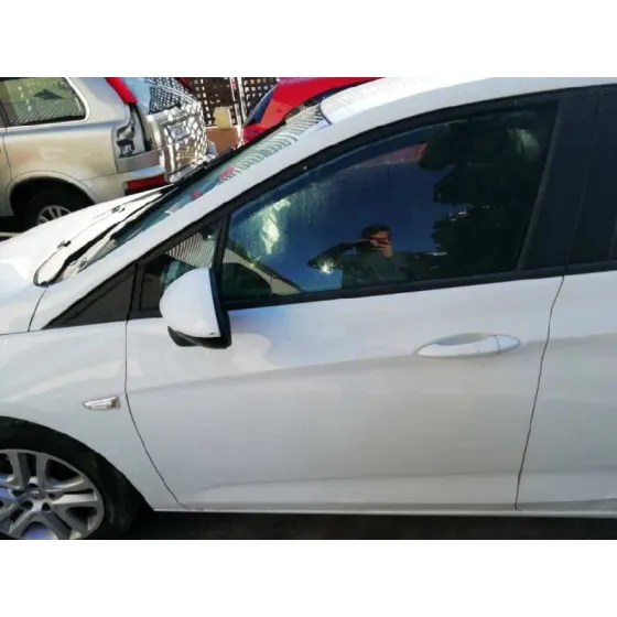 OPEL ASTRA K LIM. 5TÜRIG '2016 DYNAMIC BLANCO