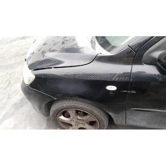 MAZDA 2 BERLINA (DY) '2005 1.4 CRTD ACTIVE NEGRO